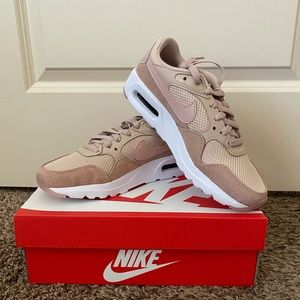 NWT Nike Air Max SC